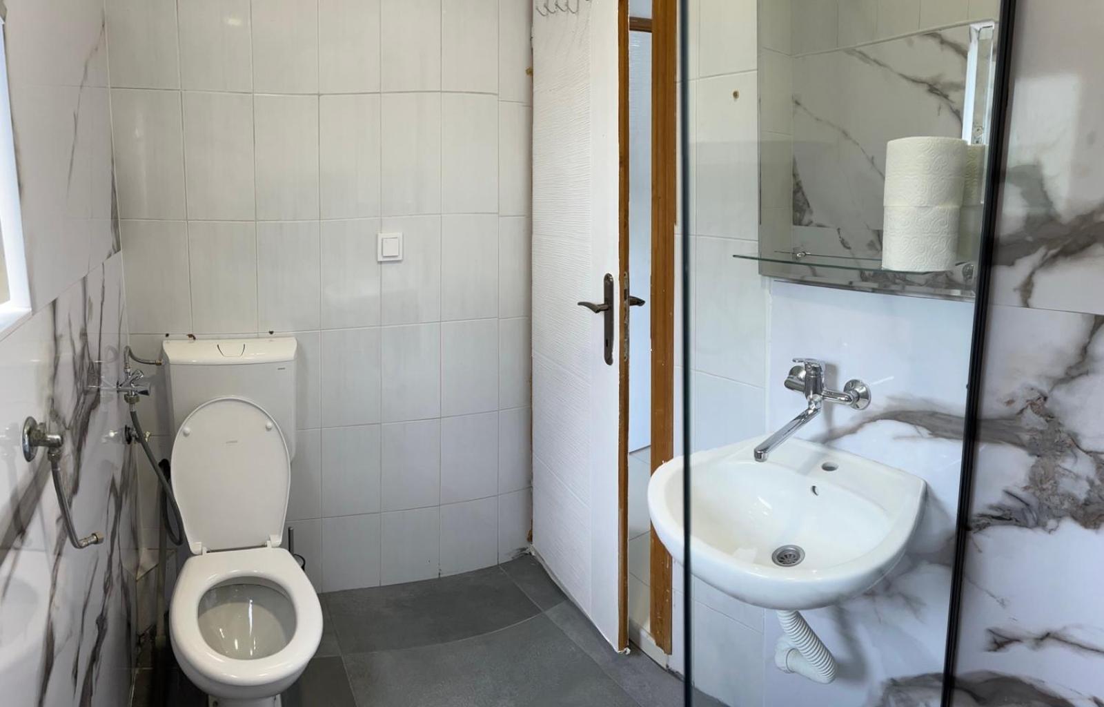 Apartments As Budva Luaran gambar