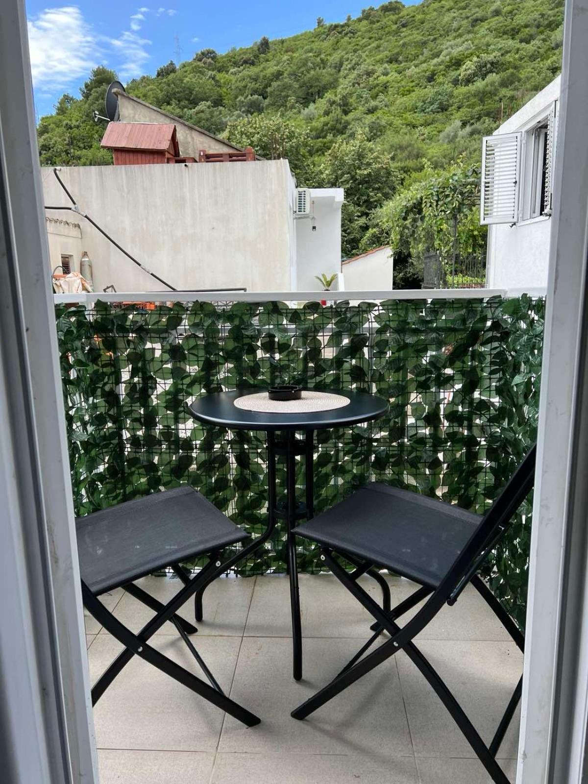 Apartments As Budva Luaran gambar