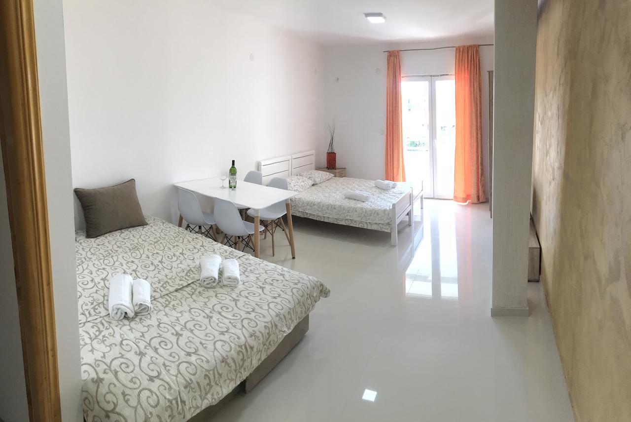 Apartments As Budva Luaran gambar