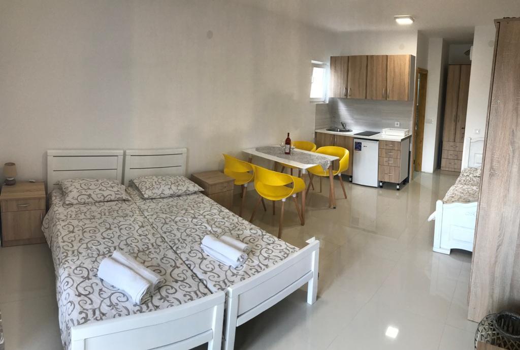 Apartments As Budva Luaran gambar